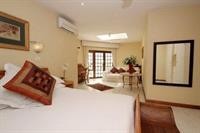 Annabel S of Bryanston 19/39