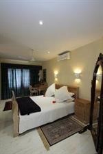 Annabel S of Bryanston 15/39