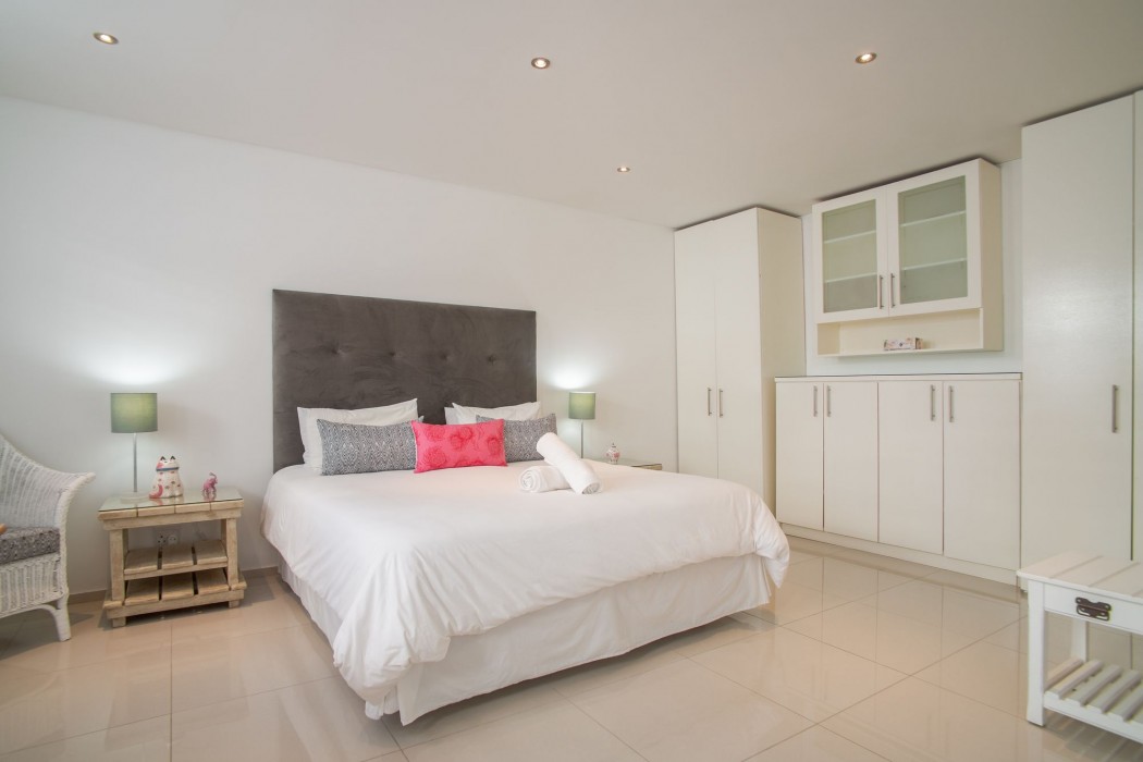 Funkey Villas 25/67
