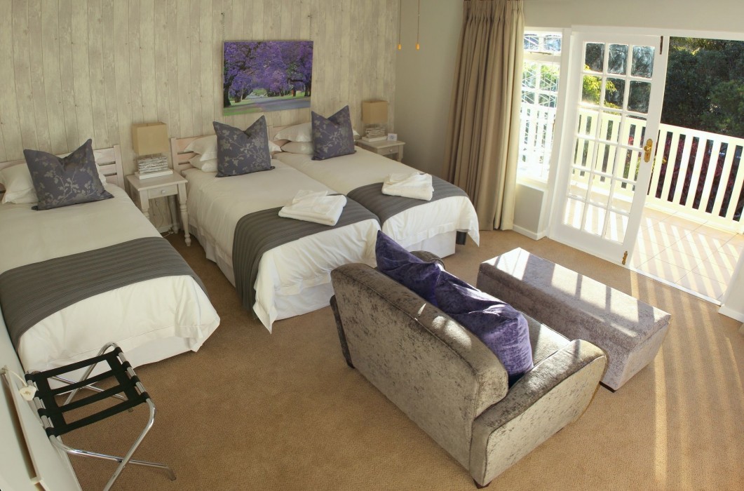 Lodge On Main Guest House 30/60