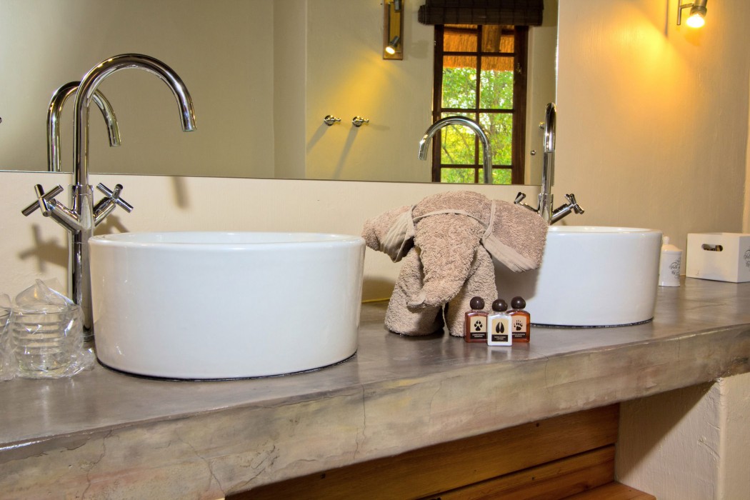 Casart Game Lodge 30/72