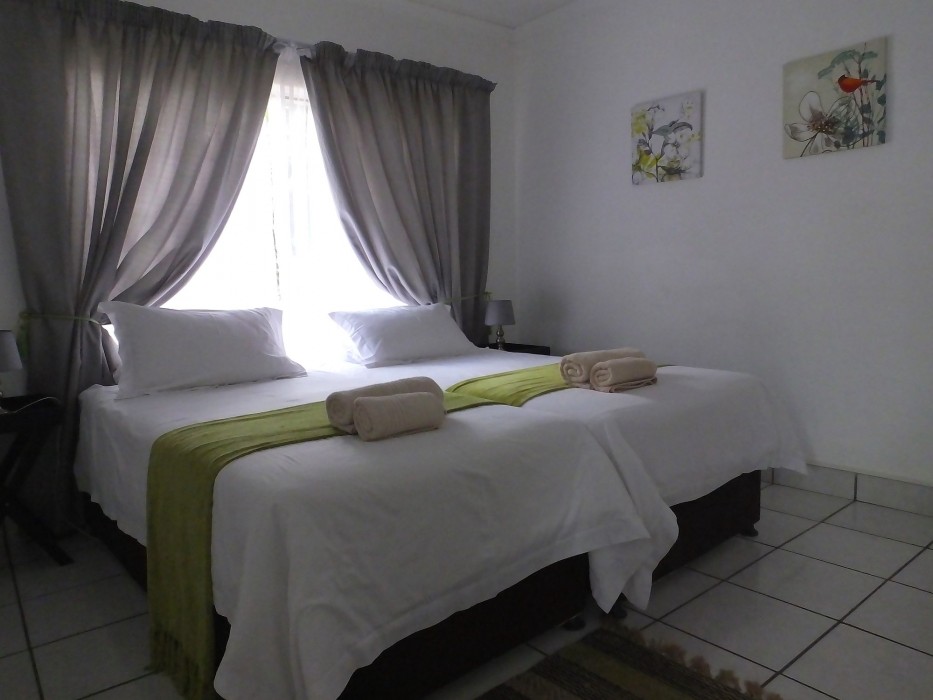 Sunshine Self Catering 29/78