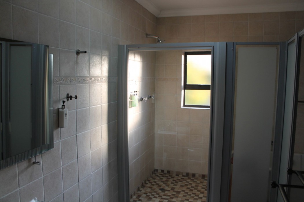 Woodpeckers Inn Guesthouse 14/37