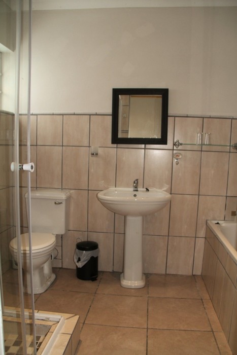 Port Elizabeth Guest House 19/45