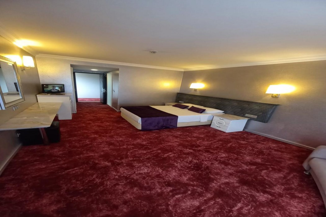Caprice Beach Hotel 17/67