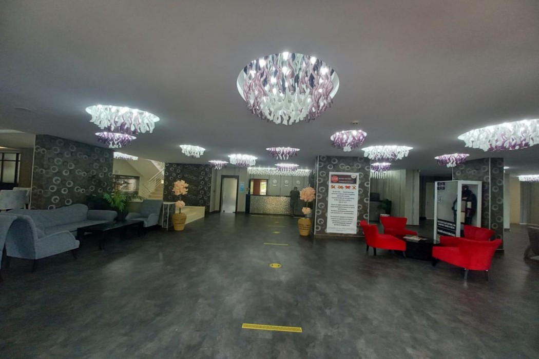 Caprice Beach Hotel 34/67