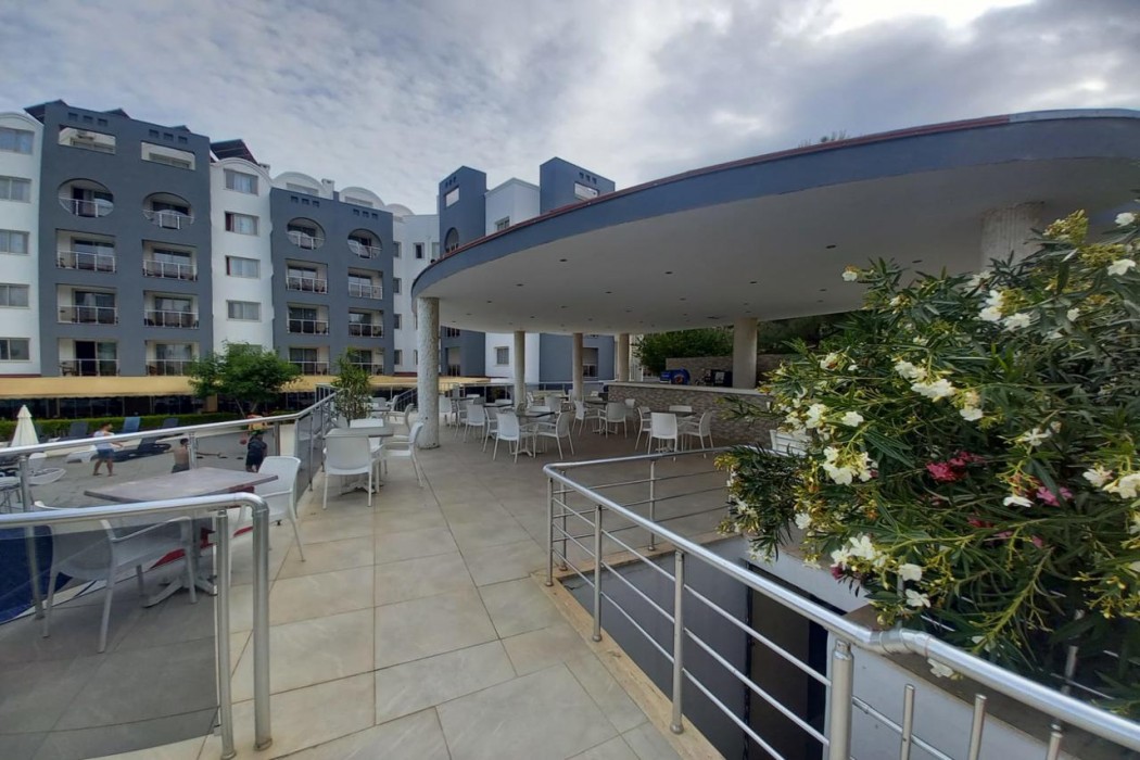 Caprice Beach Hotel 1/67