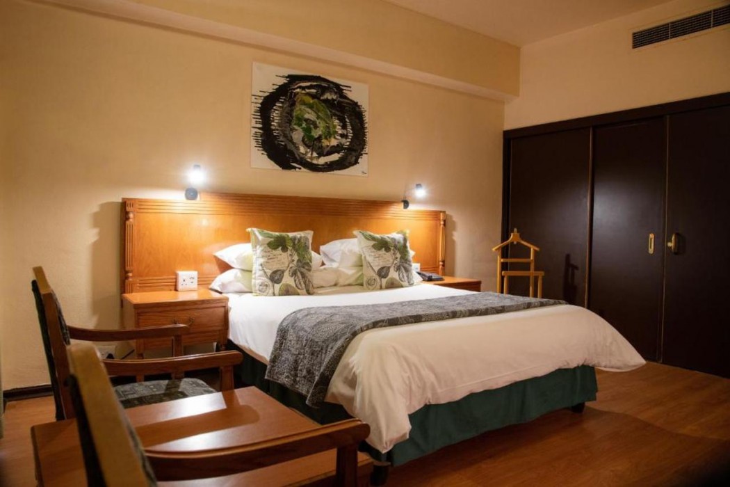 Bon Hotel Bloemfontein Central 9/60