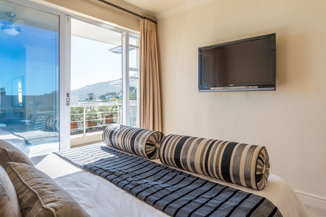 Camps Bay Luxury Villa 24/30
