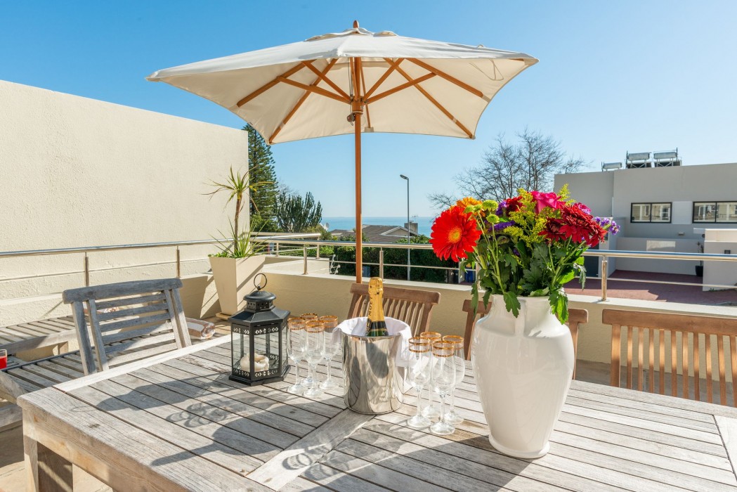 Camps Bay Luxury Villa 25/30