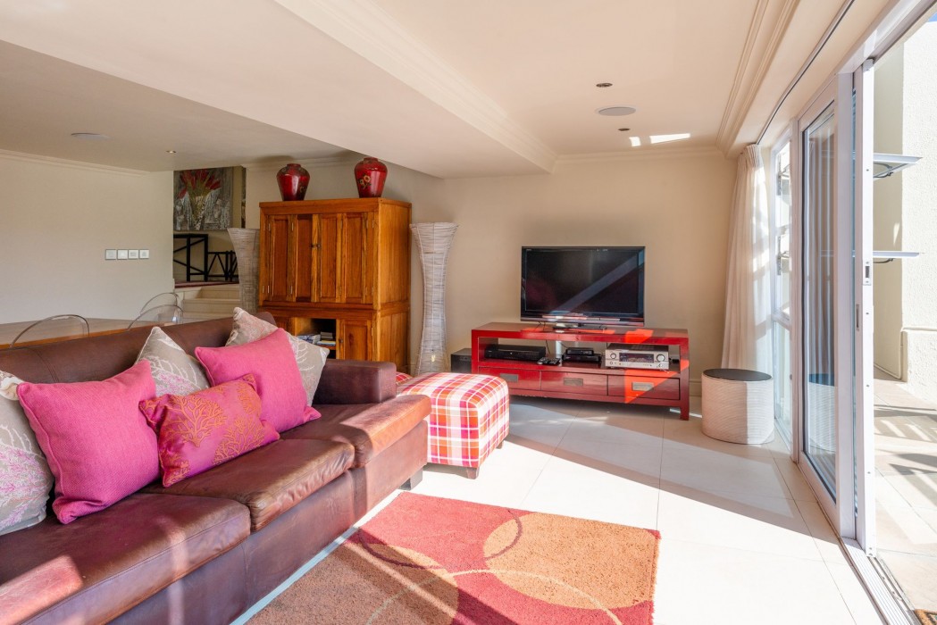 Camps Bay Luxury Villa 9/30