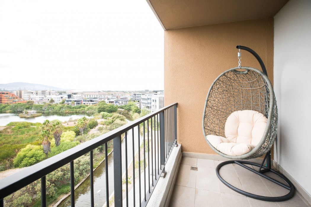 Unit 610 Waters Edge 20/35