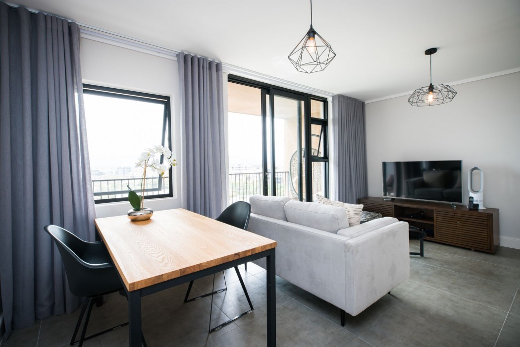 Unit 610 Waters Edge 24/35