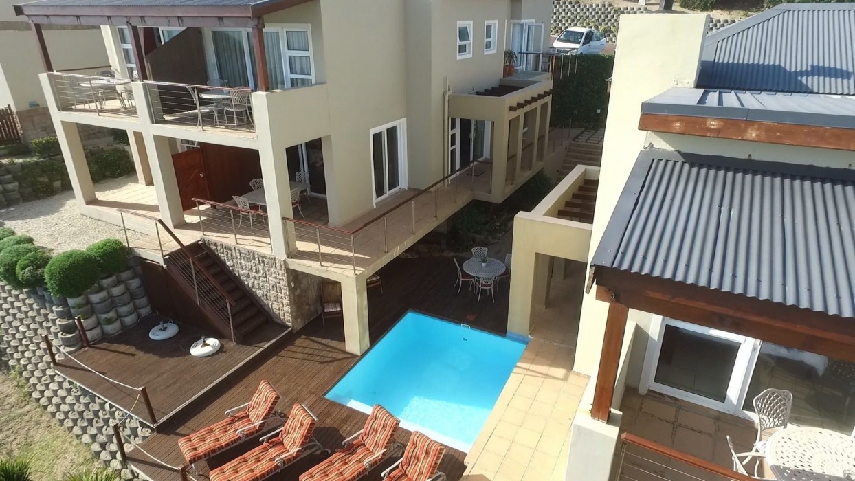 Brenton On Rocks Luxury Guest House 44/97
