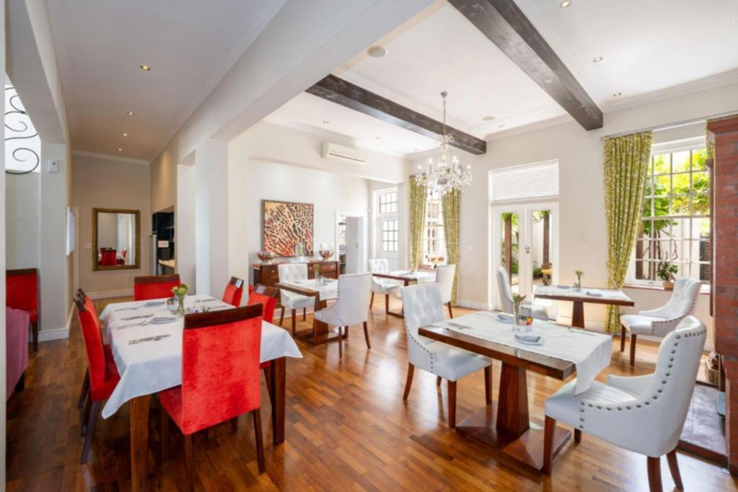The Wild Mushroom Luxury Country House 24/60