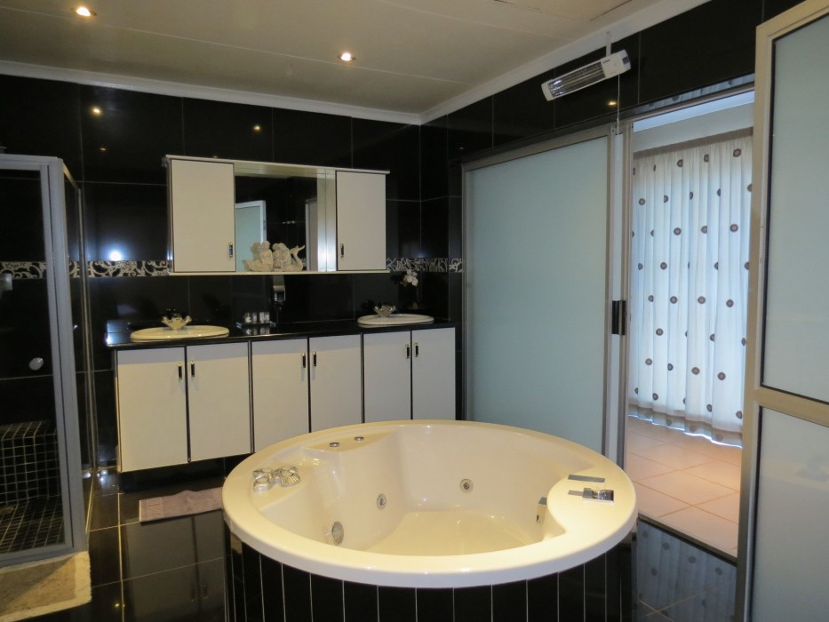 Cocomo Guesthouse Spa And Conference Centre 22/100