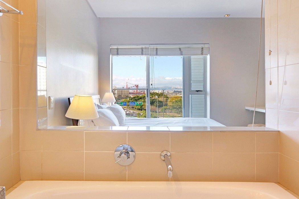 Harbouredge Suites By Totalstay 38/94