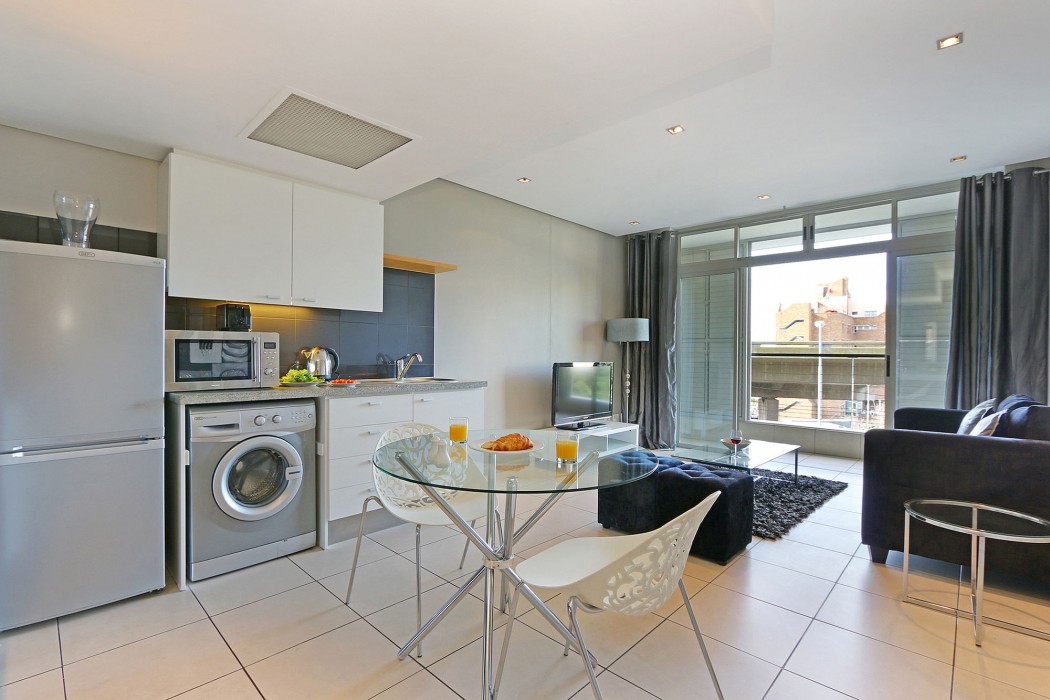 Harbouredge Suites By Totalstay 50/94