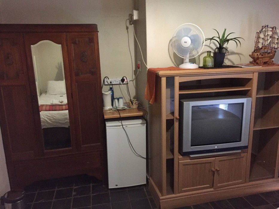 Travellers Nest Guesthouse 42/93