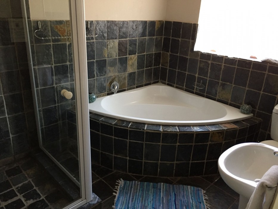 Travellers Nest Guesthouse 45/93