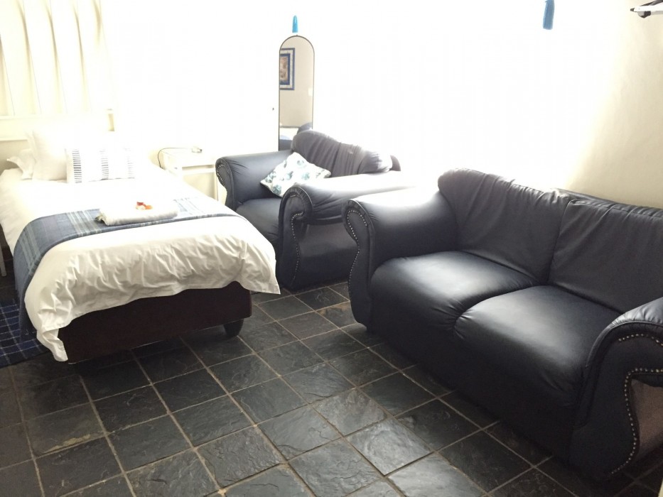 Travellers Nest Guesthouse 54/93