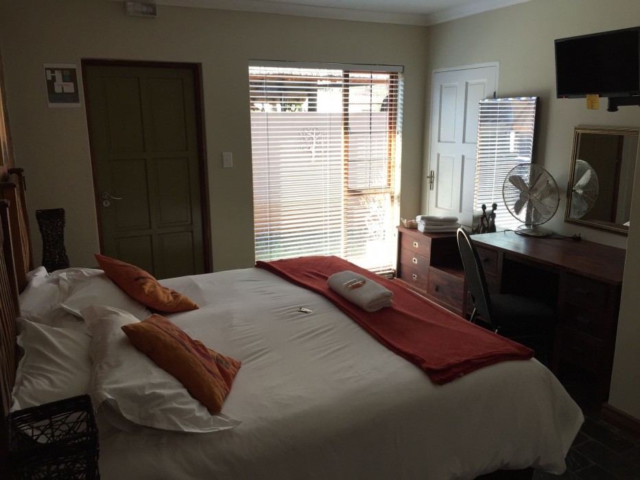 Travellers Nest Guesthouse 37/93