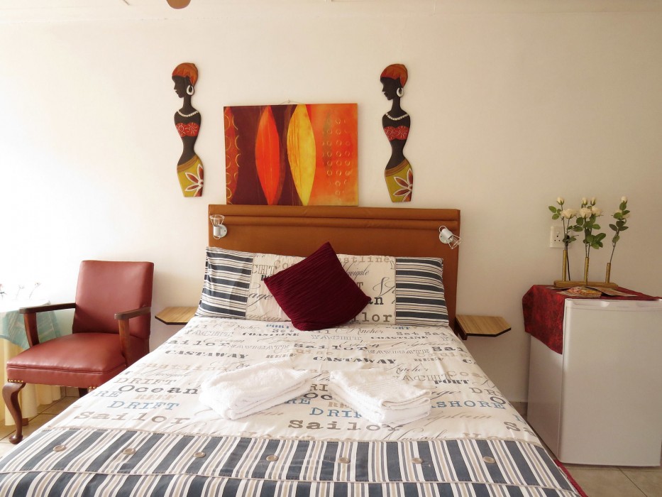 Jothams Guest House 38/42