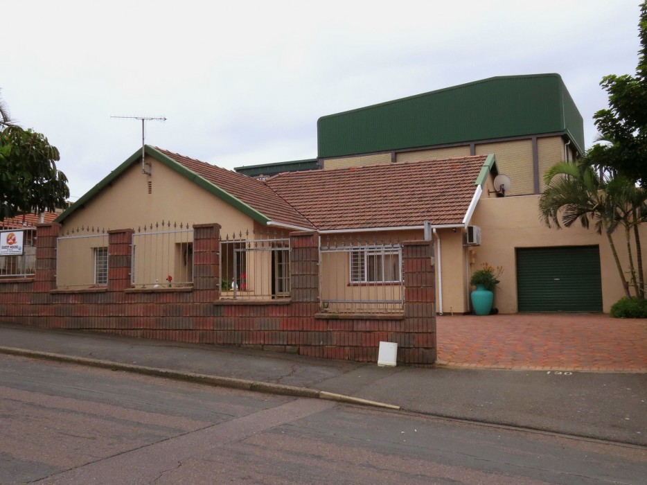 Jothams Guest House 24/42