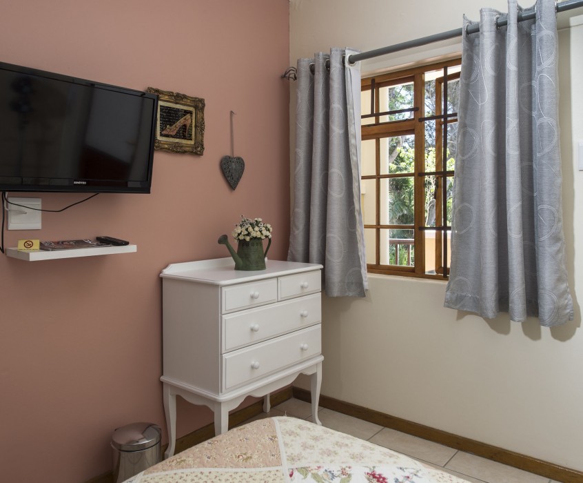 Algoa Guesthouse (Summerstrand) 40/58