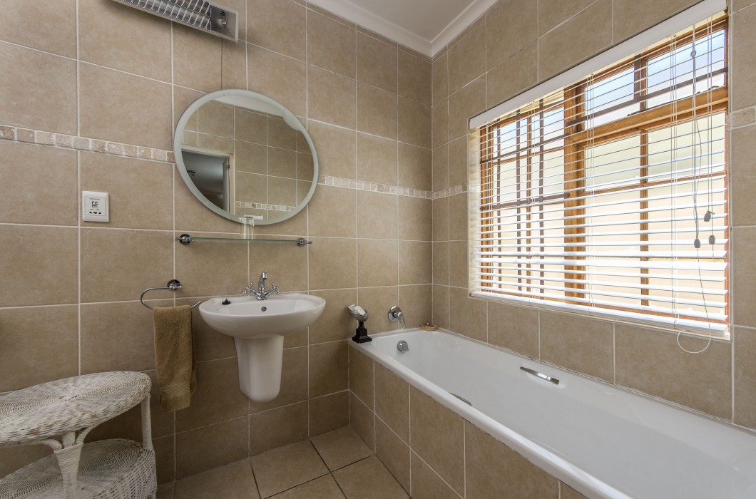 Algoa Guesthouse (Summerstrand) 25/58