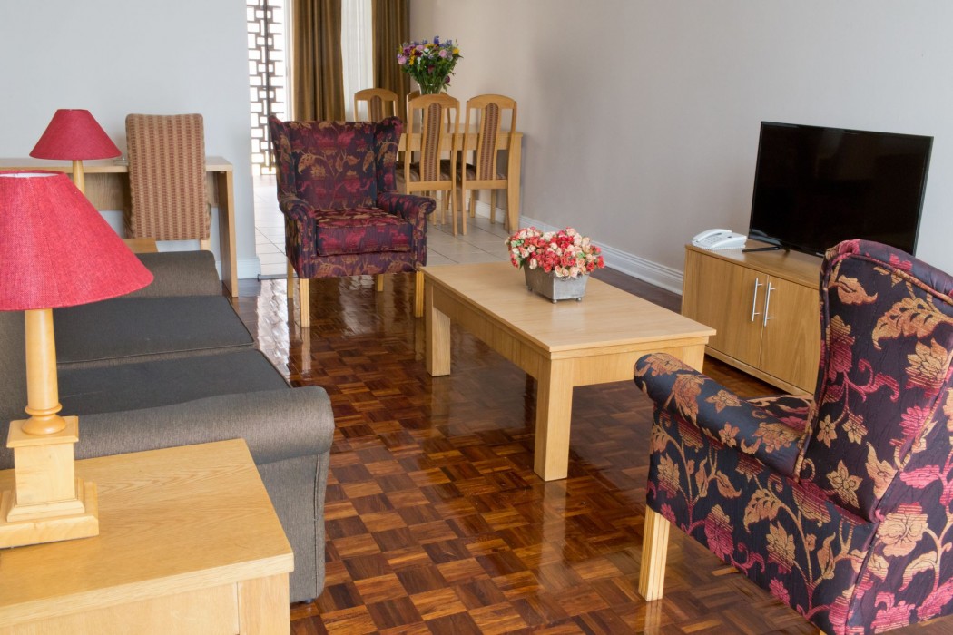 Hotel 224 36/83