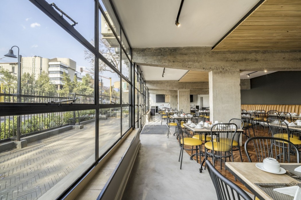 Hotel 224 45/83