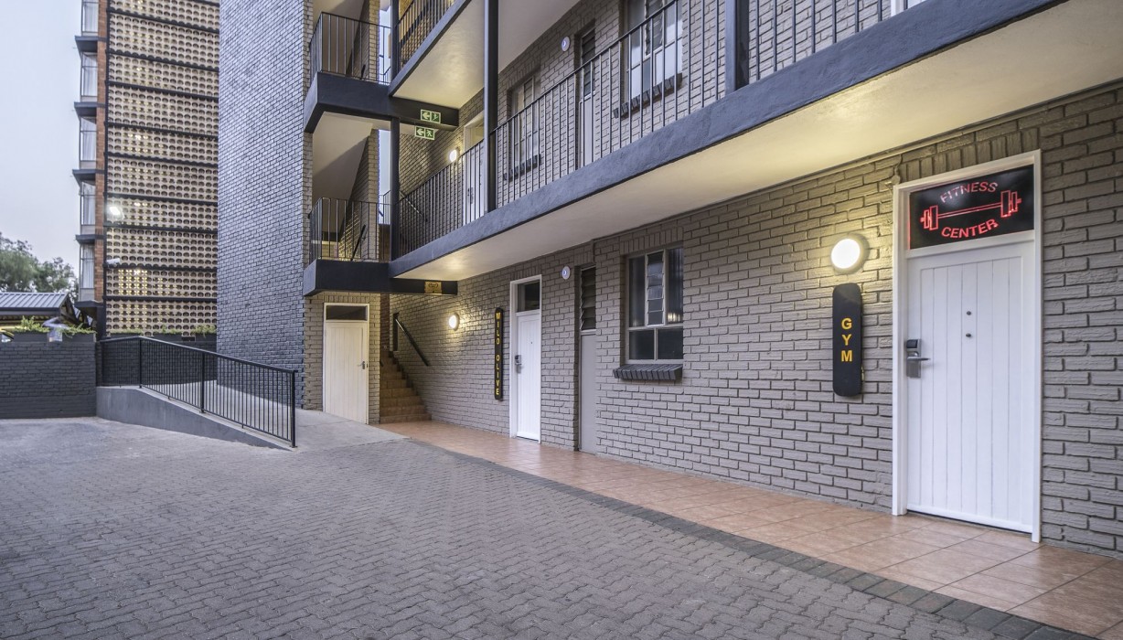Hotel 224 42/83