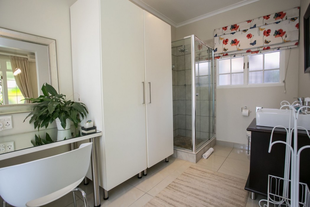 Westville Bed Breakfast Guest House 74/99