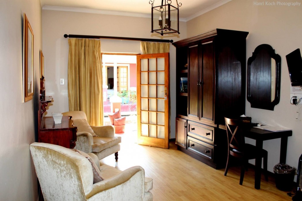 Beaufort Manor Country Lodge 24/40
