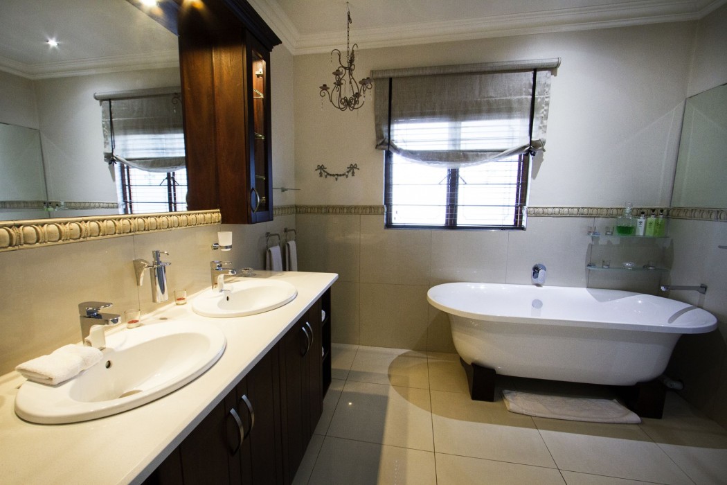 Bellgrove Guest House 49/89