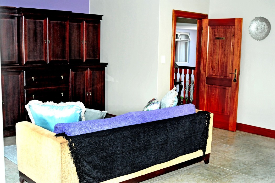 All Seasons Boutique Hotel 70/100