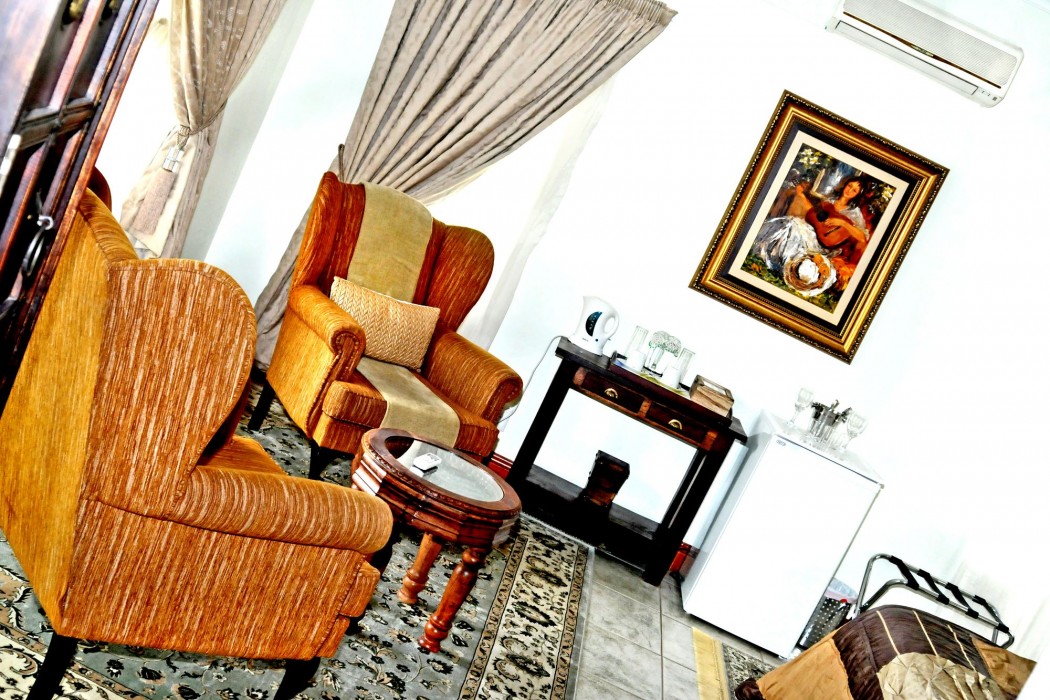 All Seasons Boutique Hotel 25/100