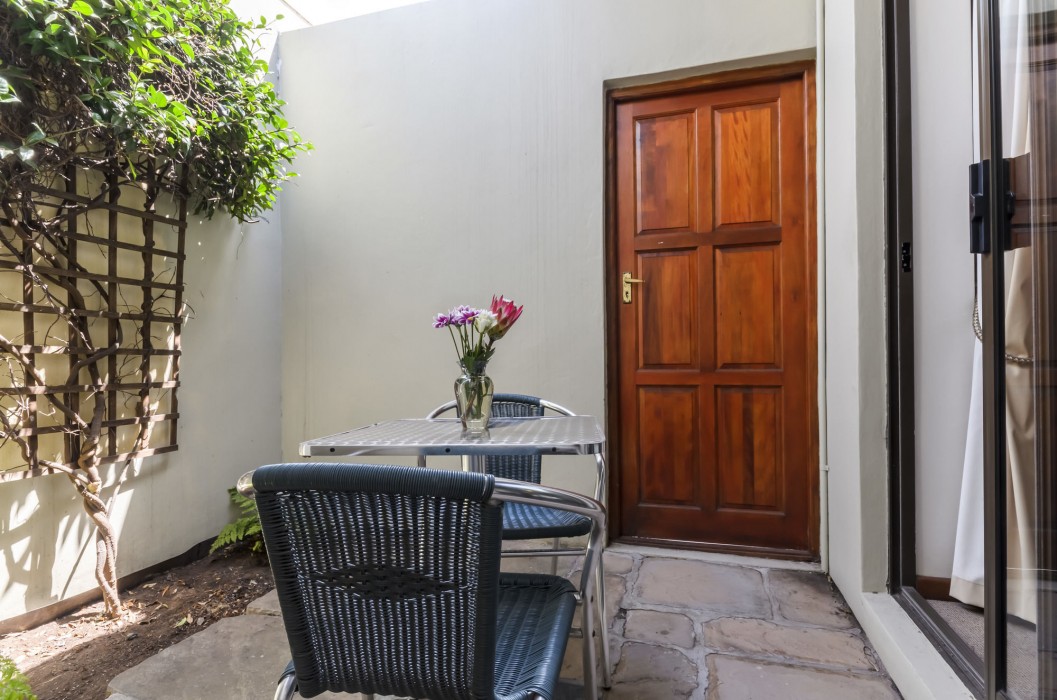 Admiral S Lodge Guest House B B 54/83