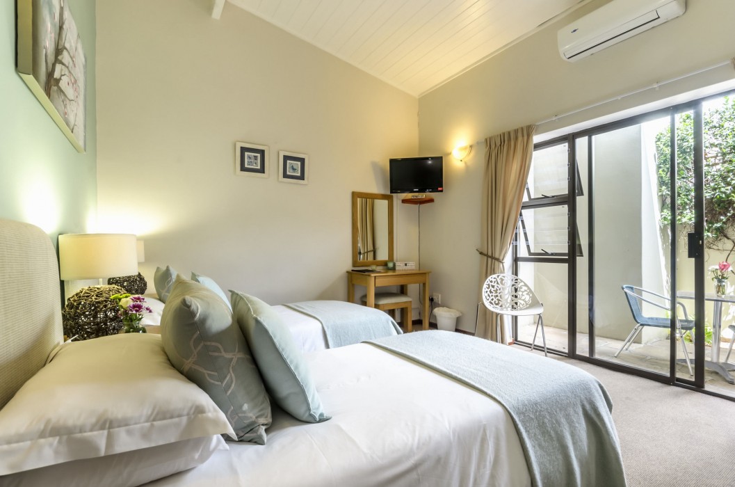 Admiral S Lodge Guest House B B 29/83