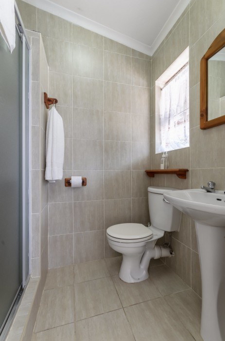 Admiral S Lodge Guest House B B 16/83