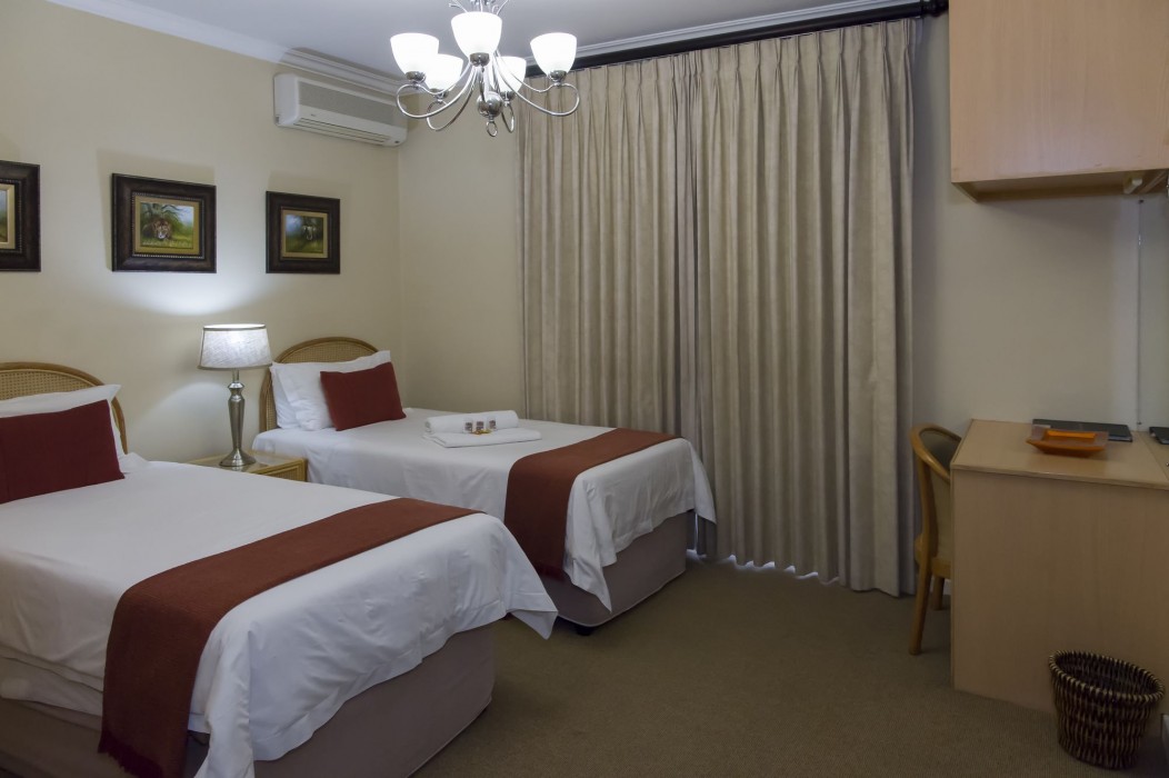 Bayswater Lodge 41/100