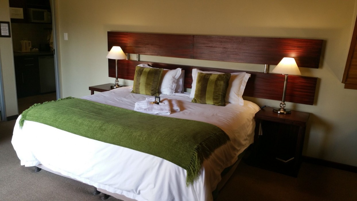 Bayswater Lodge 48/100
