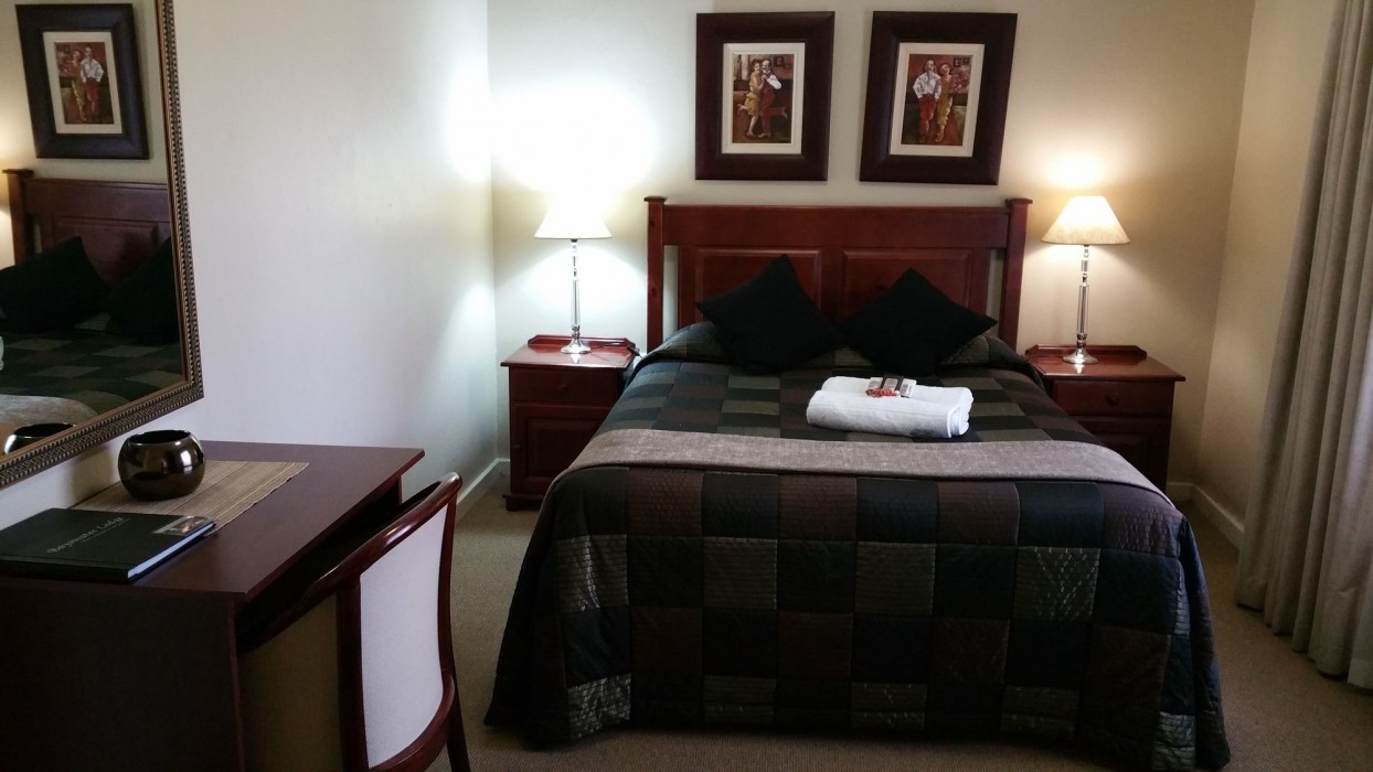 Bayswater Lodge 37/100