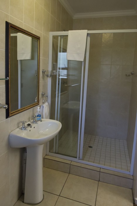 Bayswater Lodge 25/100