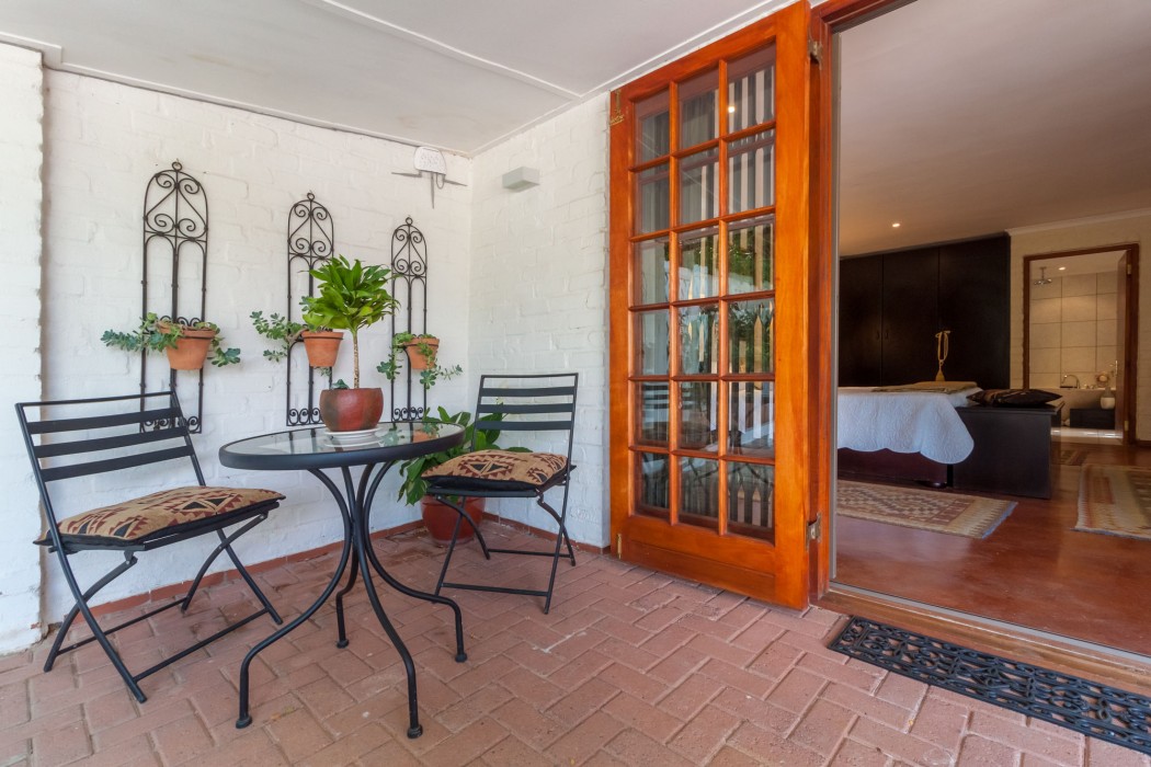 57 Huguenot Street 10/19