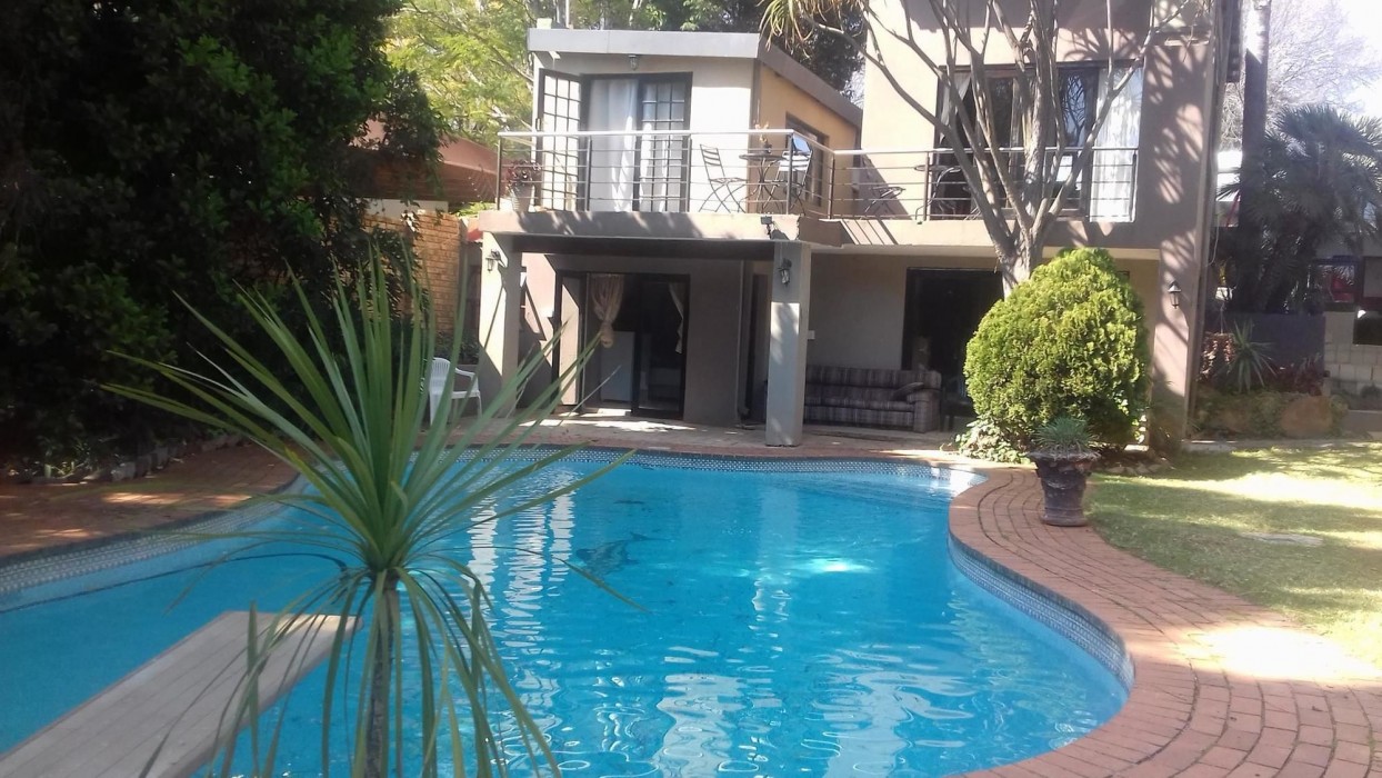 Linden Guest House، جوهانسبرغ 2/6