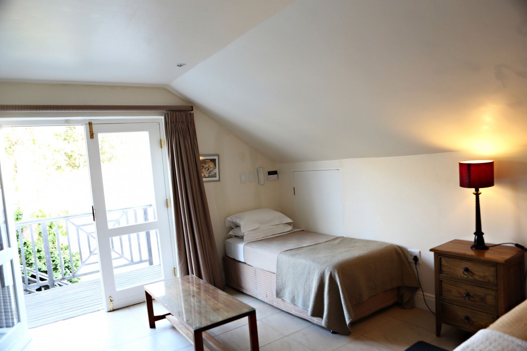 Ashbourne House Guest House 40/93