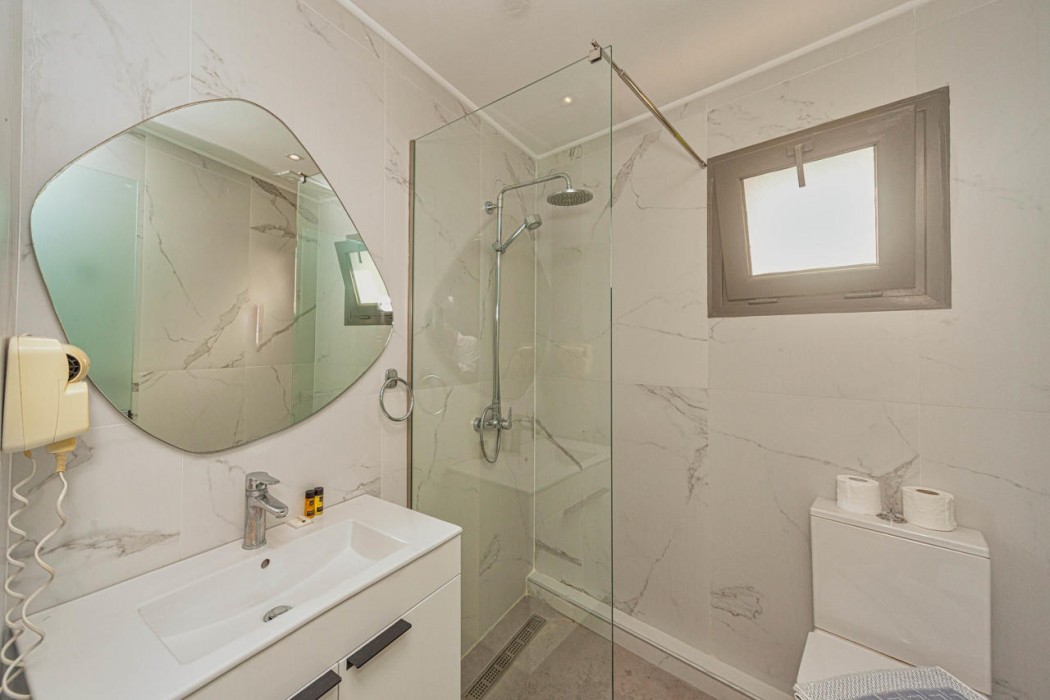 Island Beach Resort And Annex Adults Only 47/81