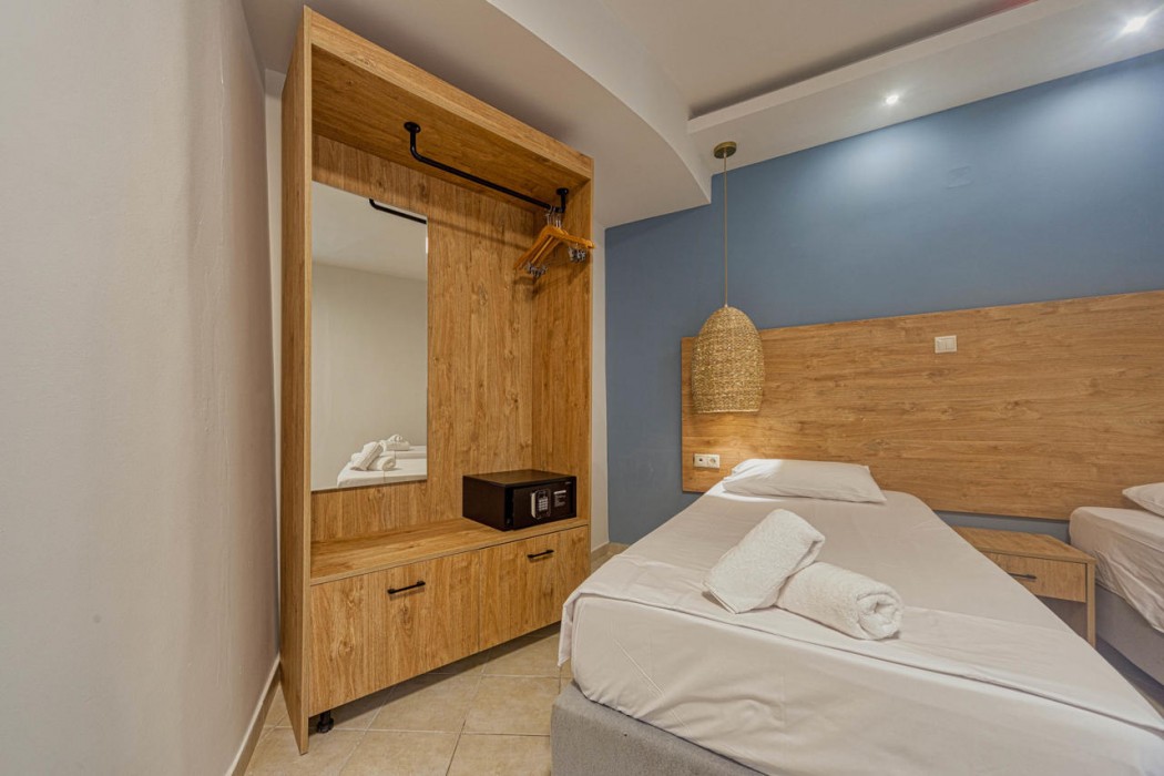 Island Beach Resort And Annex Adults Only 36/81